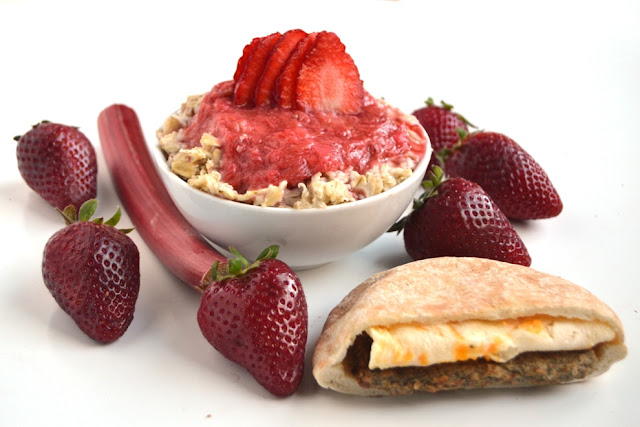 Strawberry Rhubarb Oatmeal is the perfect breakfast with a fresh, tart strawberry rhubarb sauce and is topped with fresh strawberries. Ready in just 15 minutes! www.nutritionistreviews.com