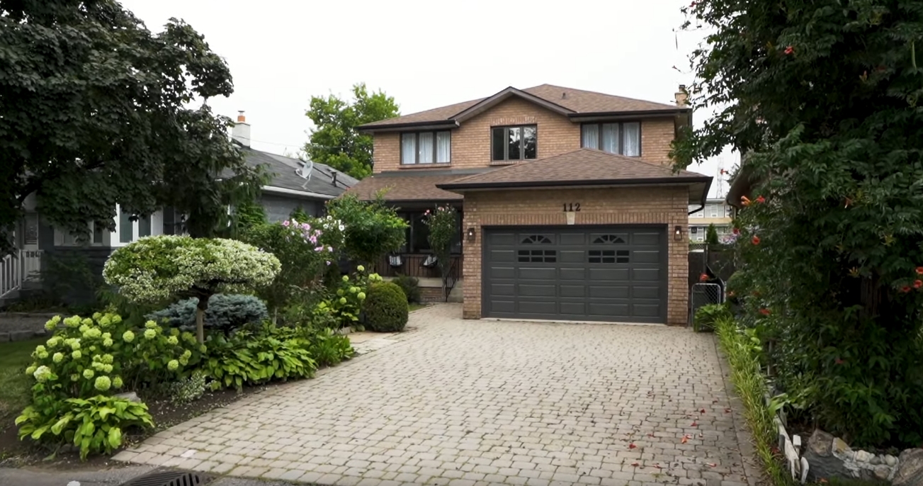 20 Photos vs. 112 Delroy Dr, Toronto vs. Home Interior Design Tour