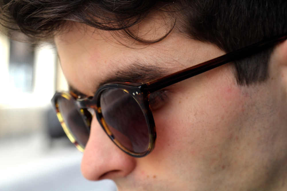 blog-mode-style-homme-paris-bordeaux-chemisette-soie-givenchy-lunettes-made-in-france-atelier-articulier-pantalin-lin-noyoco-baskets-faguo