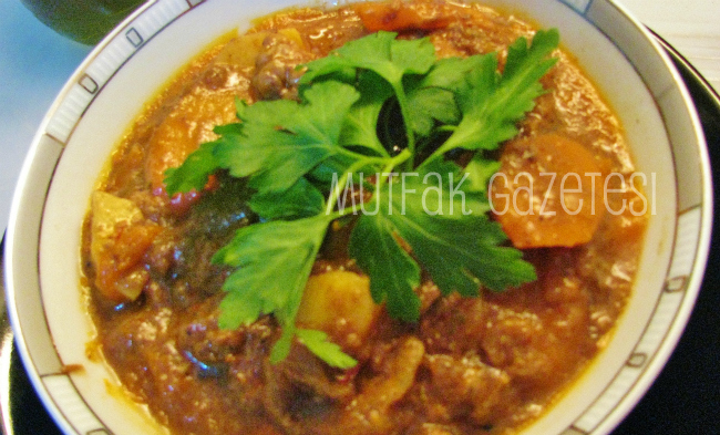 gulaş (gulyas) bograş