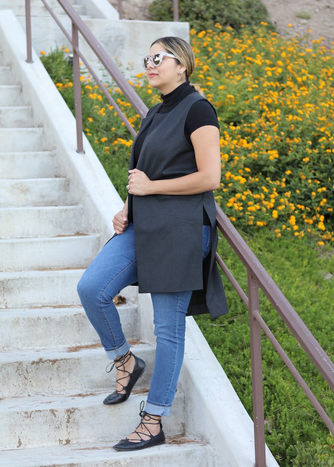 Sleek Coffee Date Outfit latina fashion blogger, how to wear long gray vest, long gray vest for fall, cabi blogger