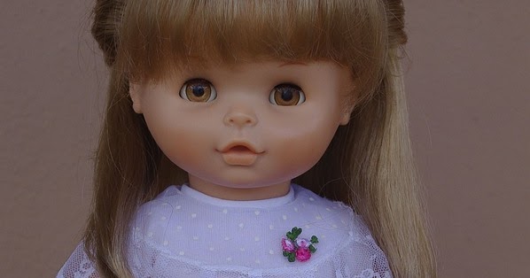 muñeca carol de famosa