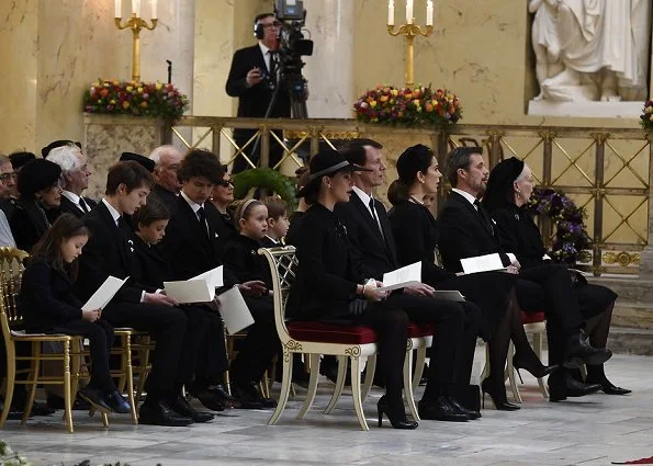 Queen Margrethe, Crown Princess Mary, Prince Christian, Princess Isabella, Princess Josephine, Princess Marie and Princess Athena