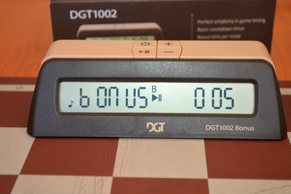 часы электронные dgt