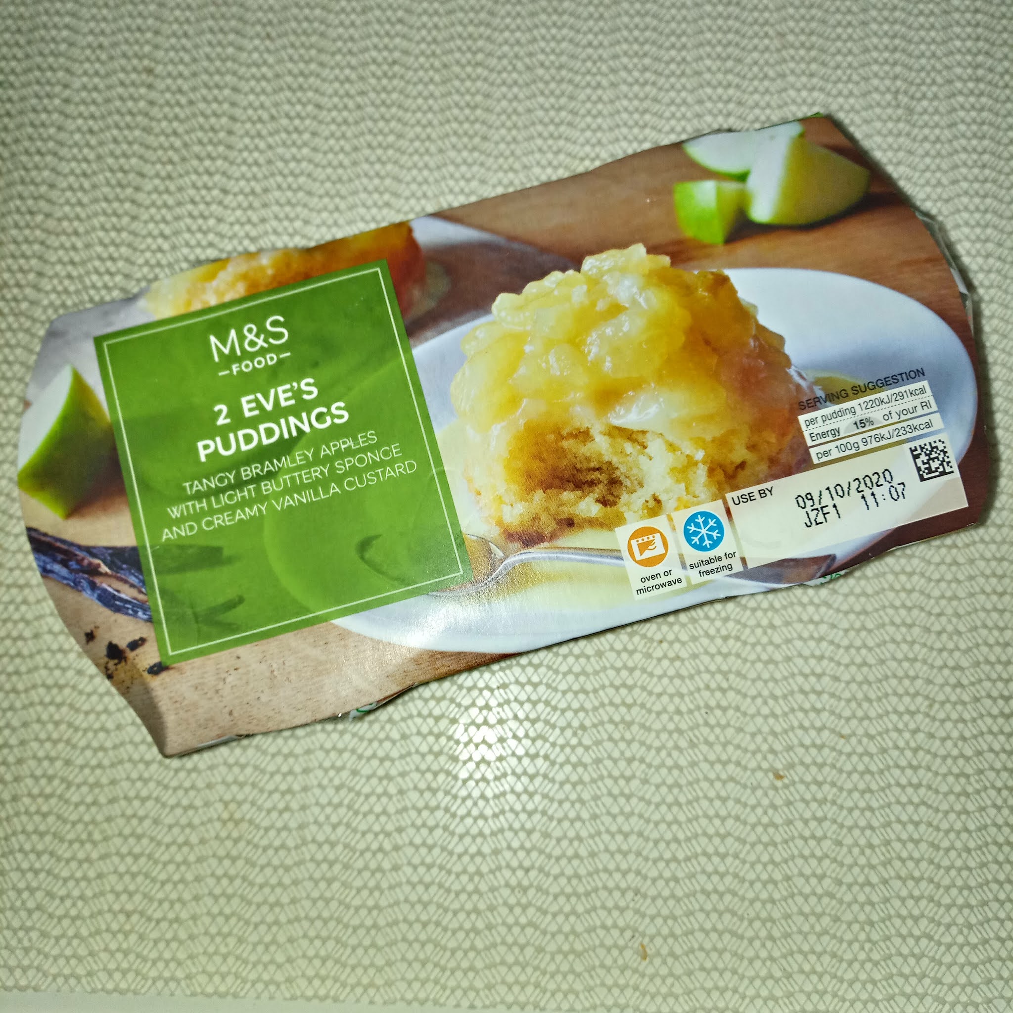 Supersupergirl's Food Reviews [Review] M&S Marks and Spencers 2 Eve's