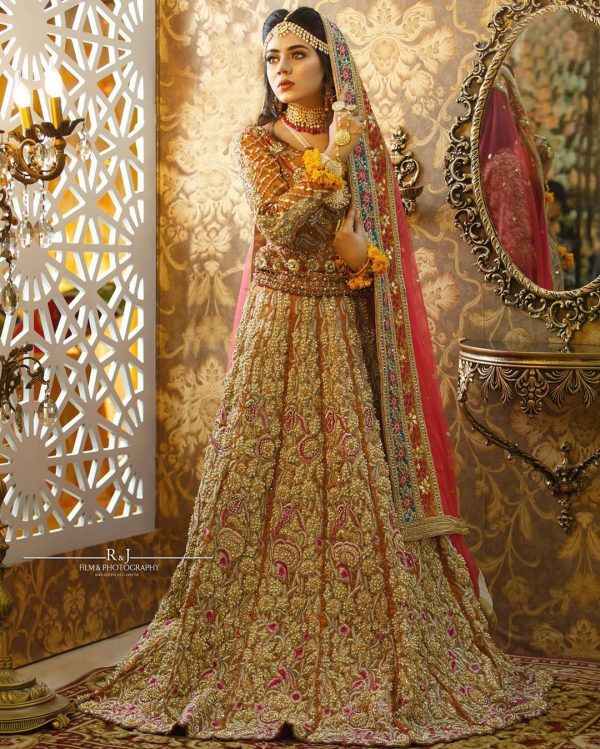 Tiktok star Areeka Haq new Photoshoot is Bridal Inspiration