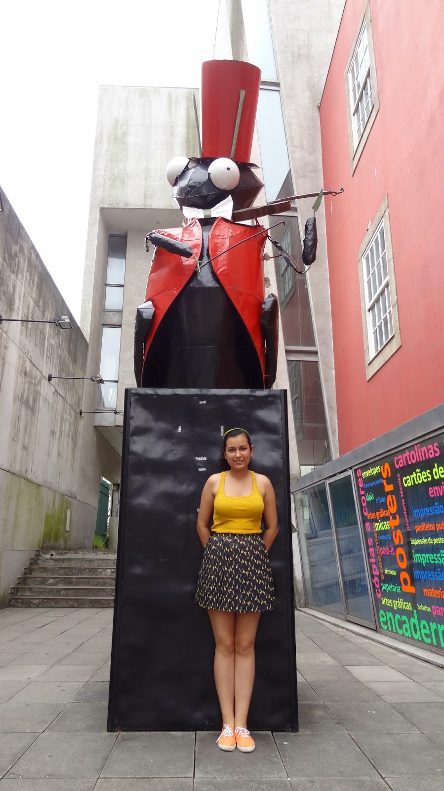 Portuguese travel: Pinapple skirt-479-universos
