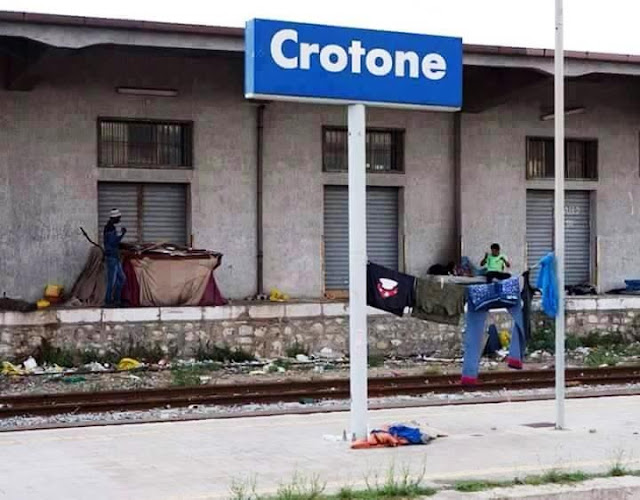 Storia di Scandale Quando abitavamo alla Stazione di Crotone