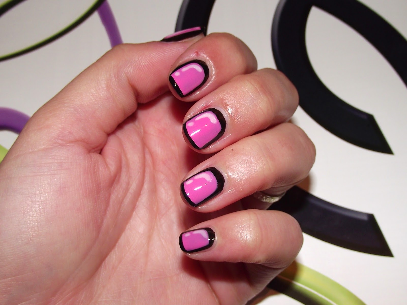 Victoria's bioSecret: Tutorial Nail Art Cartoon Style
