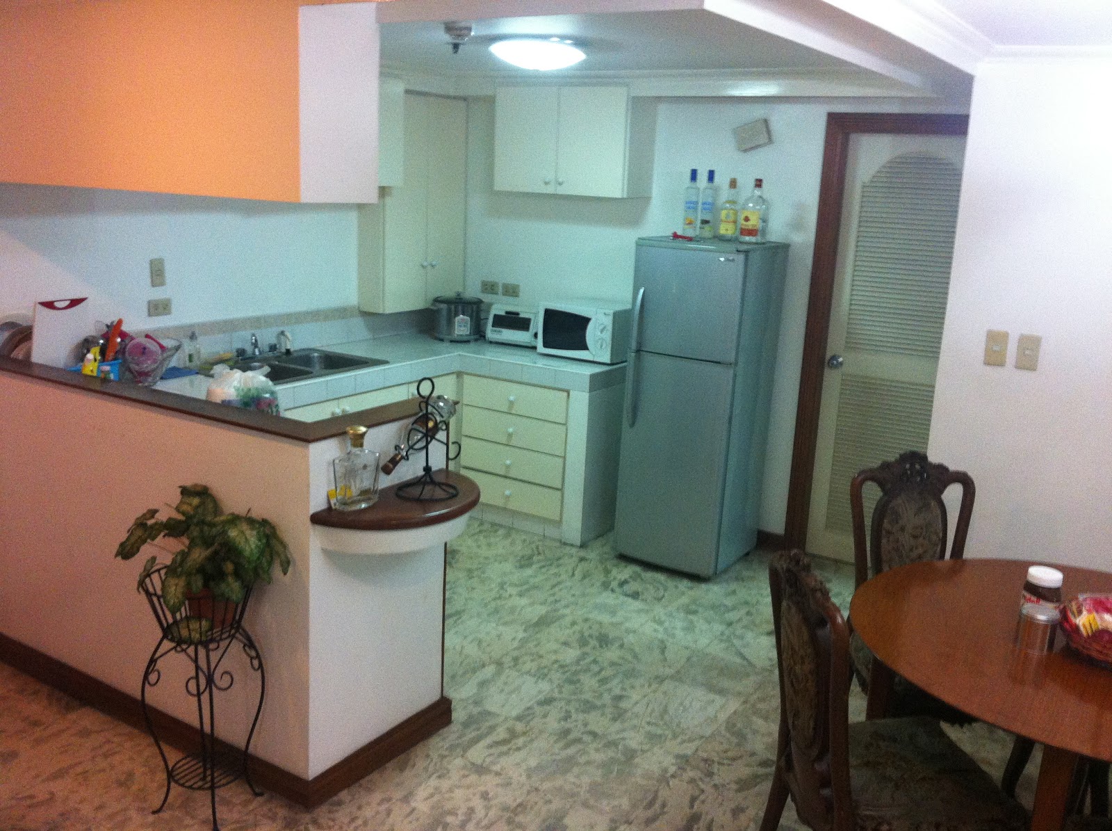 New luxury condo in Makati and a big 2br condo in Ortigas Center for