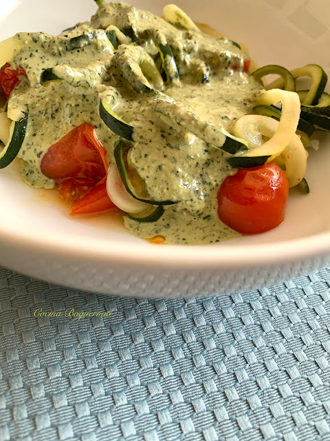 Salsa pesto con leche de coco