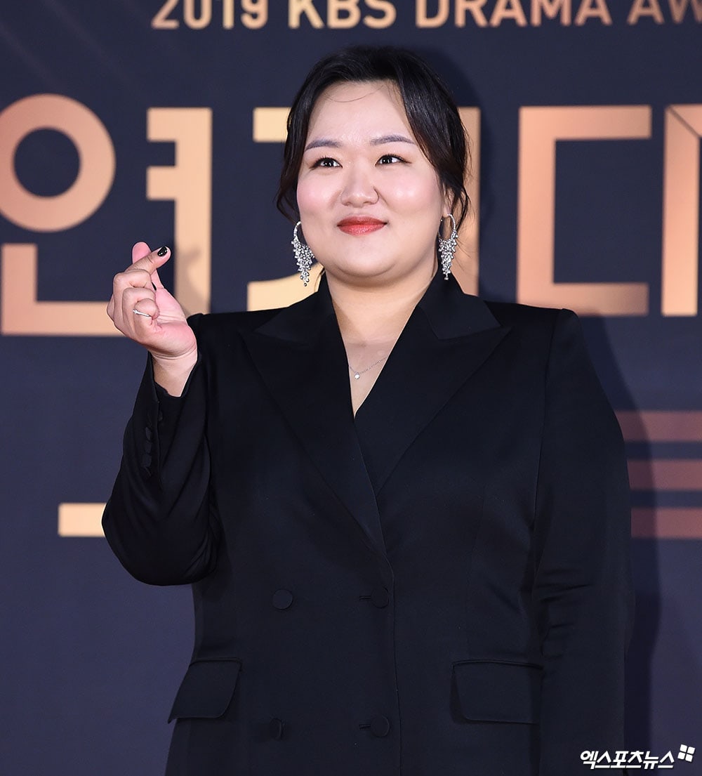 Lee ji sook новости. ха джэ сук. ха джэ-сук min jae-hee. ха чжэ су актриса. ха джэ сук.