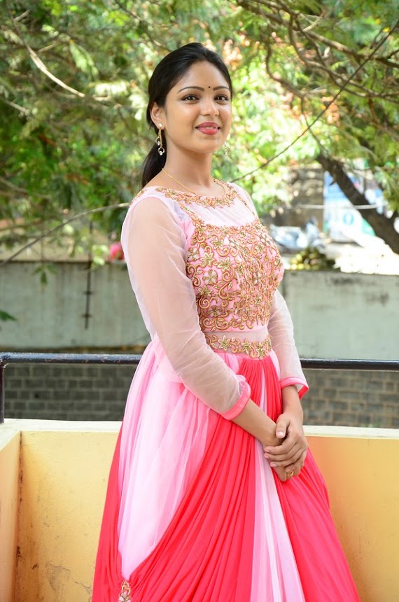 Lavanya in Undiporaadhey movie