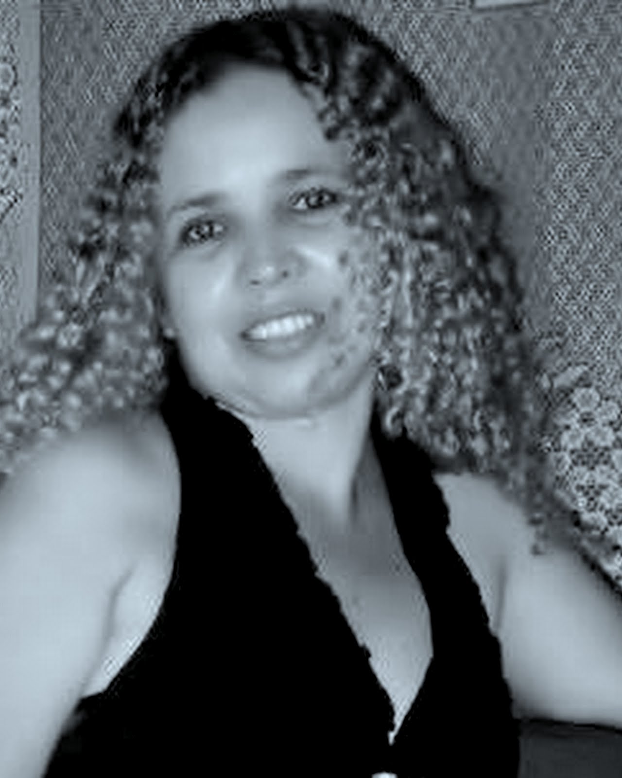 *ESCRITORES FILÓSOFOS E POETAS* MARIA CATHERINE