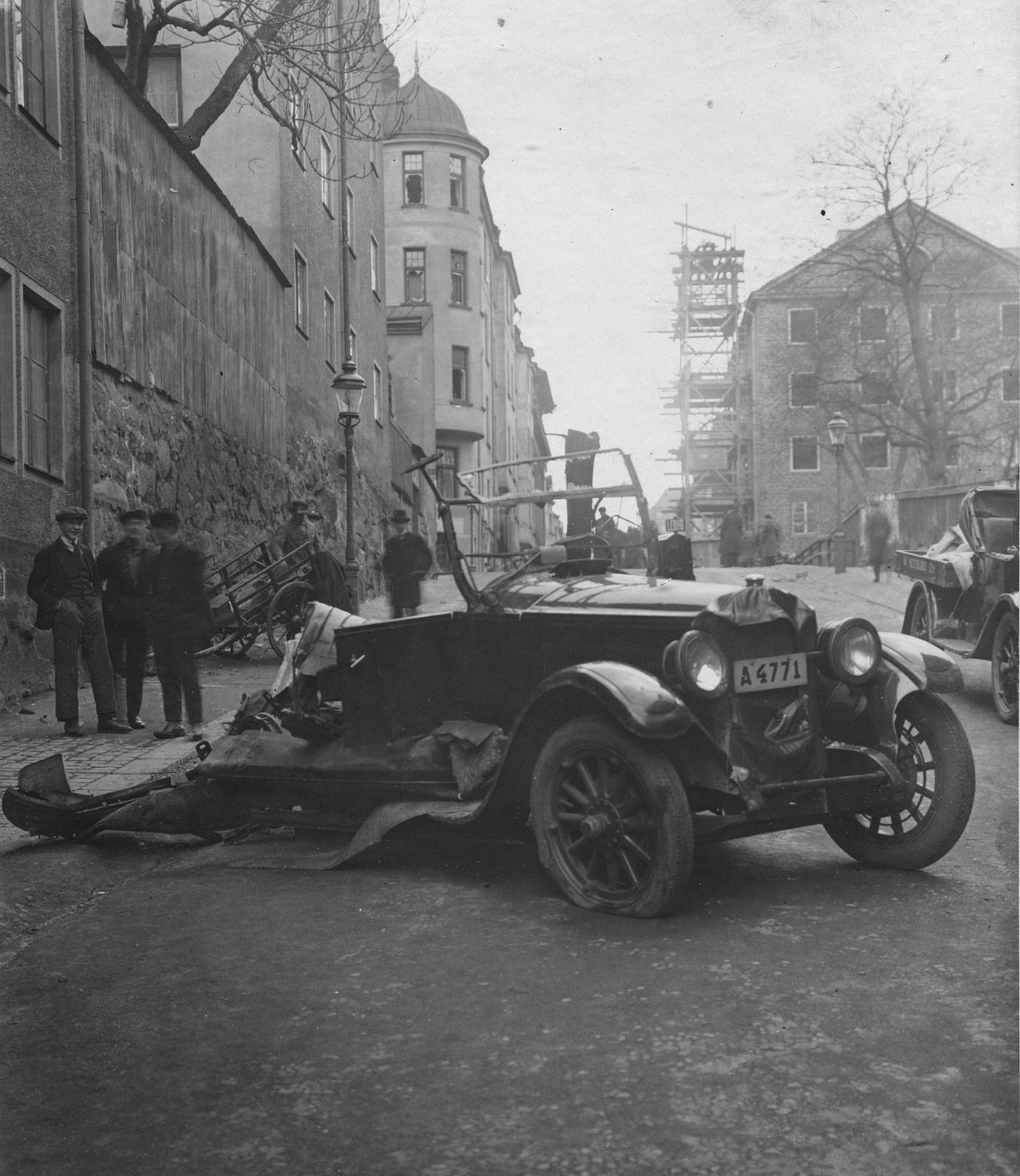 Pictures From Sweden’s First Car Bomb Murder, 1926 Vintage News Daily