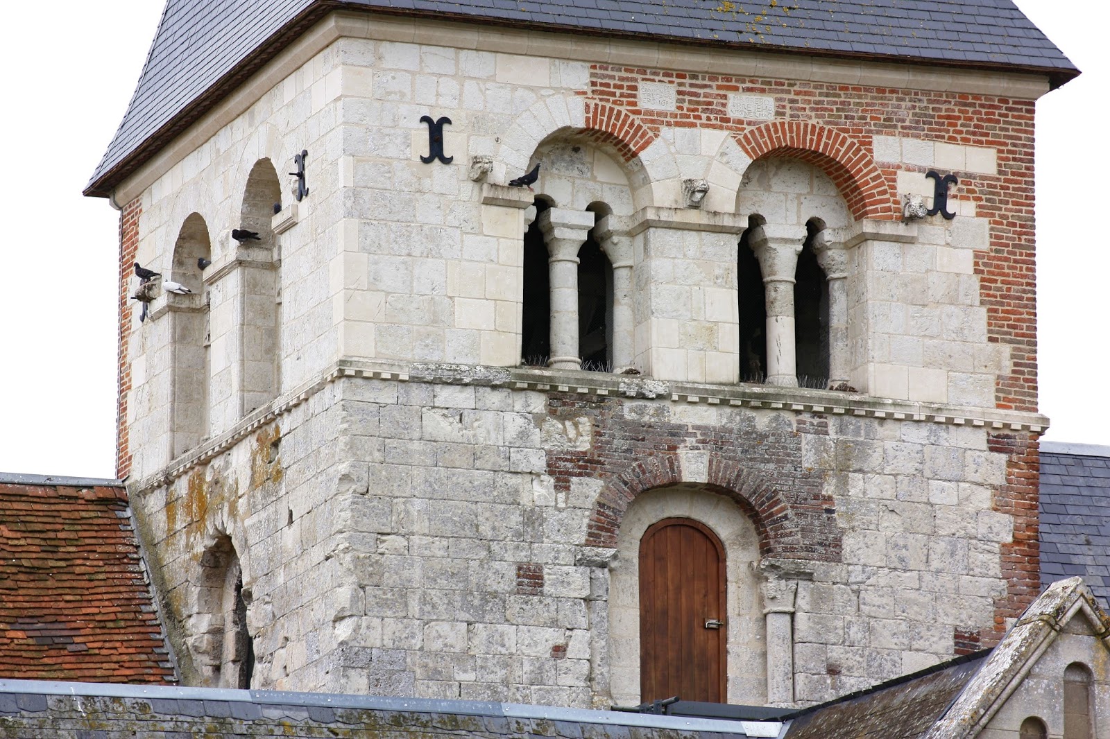 Atlas roman OsmoySaintValery Eglise NotreDame (76)