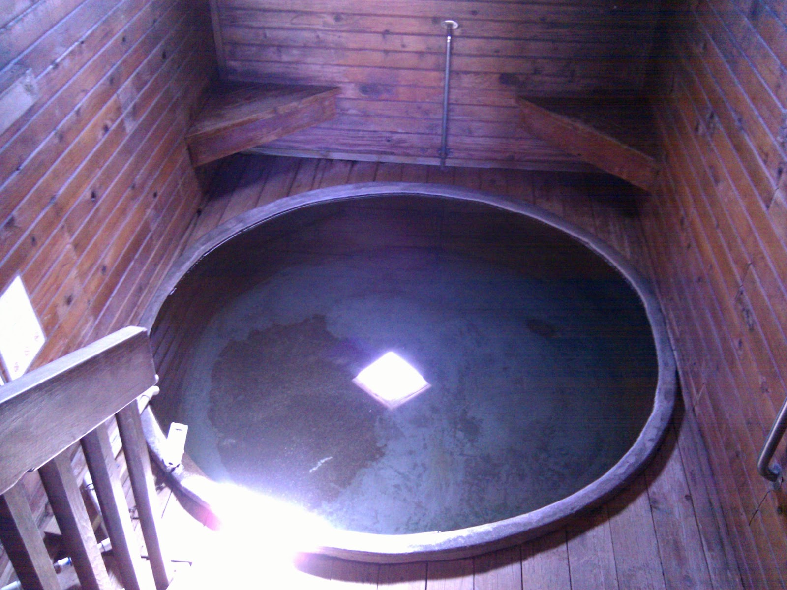 t i n y g o g o Crystal Crane Hot Springs overview