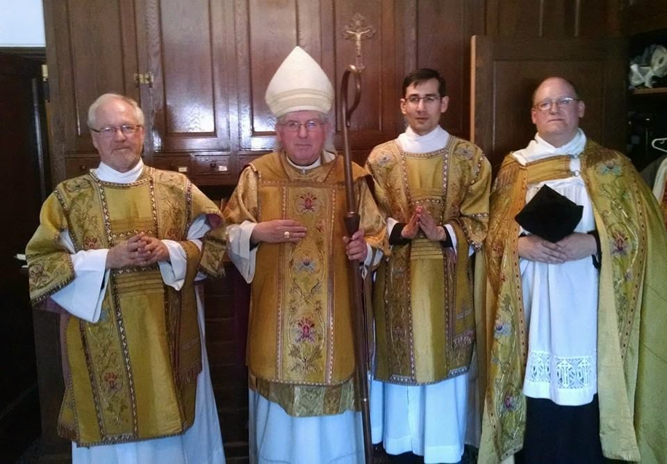 Sylvester stm deacon sj pontifical solemn parish ordinariate administrator Peregrinations: Sylvester Tan, SJ - Deacon at STM Trinity Sunday Solemn