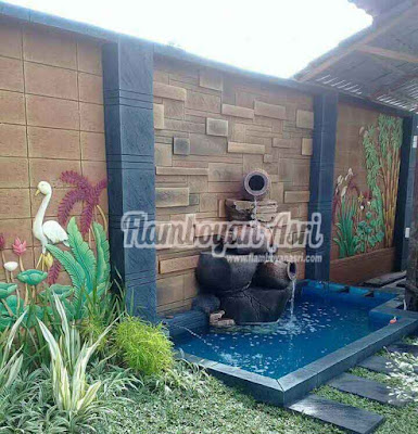 Contoh Desain Kolam Ikan Minimalis Depan Rumah