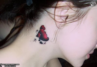 Little Tattoos, Tattooing