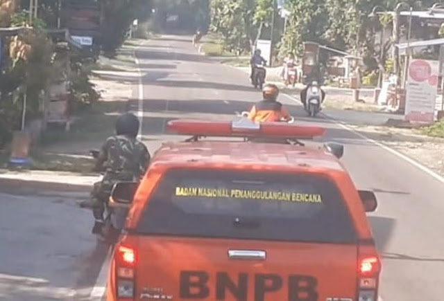 Kodim Sragen - Batuud Tangen Bersama BPBD Sragen Semprotkan Disinfektan