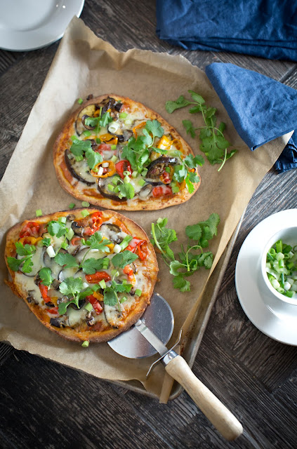 Oven-Roasted Vegetable Naan Pizza with Tikka Masala