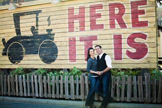 Disneyland Engagement Shoot {White Rabbit Photo Boutique}