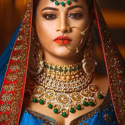 Hot Actress Wallpaper