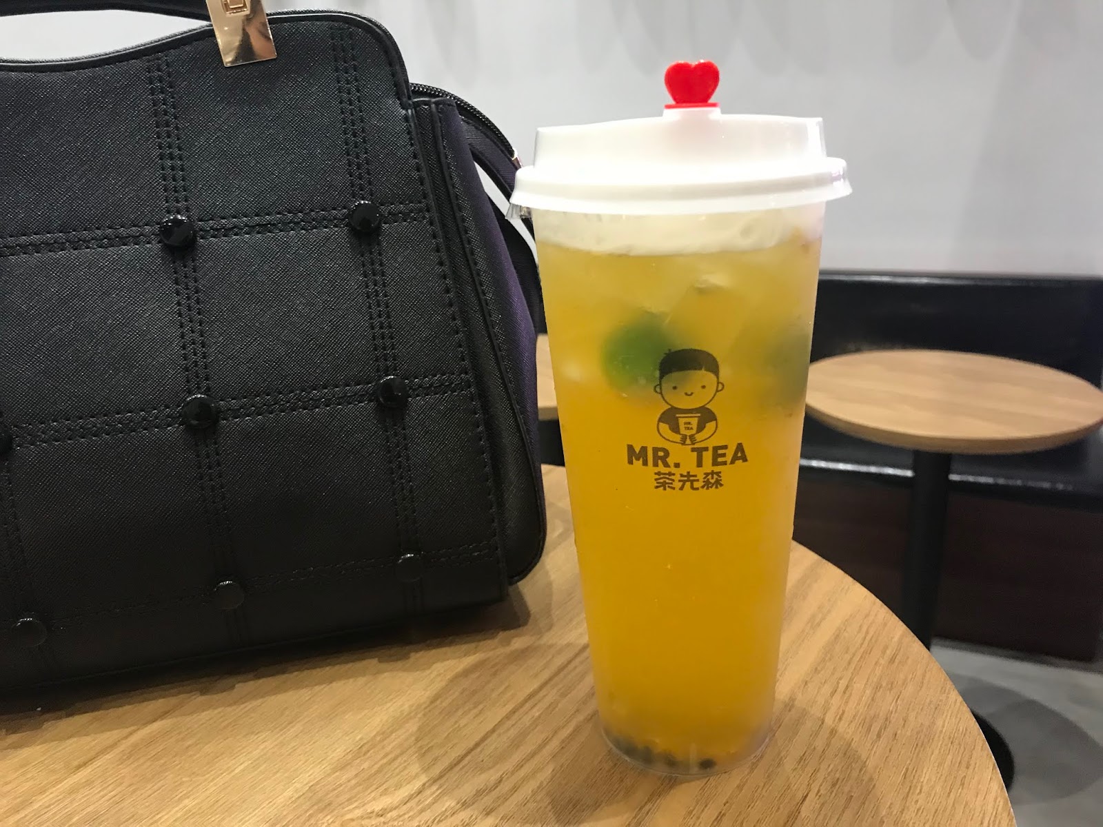 Meet the Newest Milk Tea Shop Along Macapagal Ave Mr. Tea Gastronomida