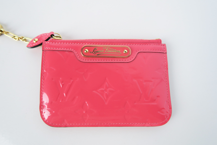 Louis Vuitton Monogram Vernis Key Pouch in Rose Litchi - Chase Amie