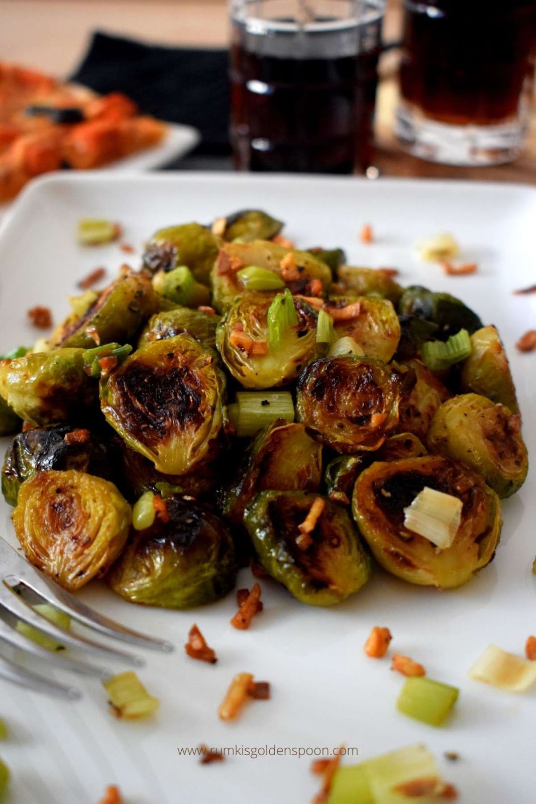roasted brussels sprouts, roasted brussels sprouts recipe, roasted brussel sprouts, roasted brussel sprouts recipe, roasted brussel sprouts oven, roasted brussel sprouts garlic, how roast brussel sprouts, roasted brussel sprouts recipes, thanksgiving brussel sprouts, Rumki's Golden Spoon