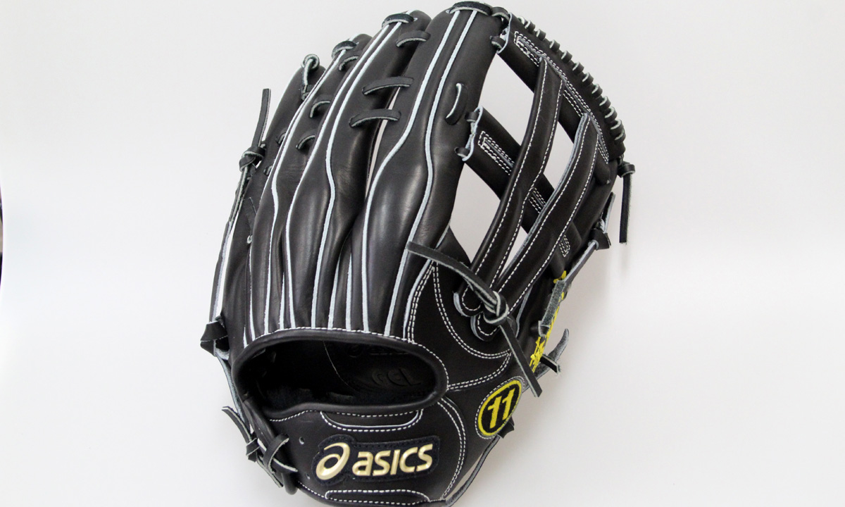 Baseball Equipment online shop "Swallow Sports staff Blog" ASICS