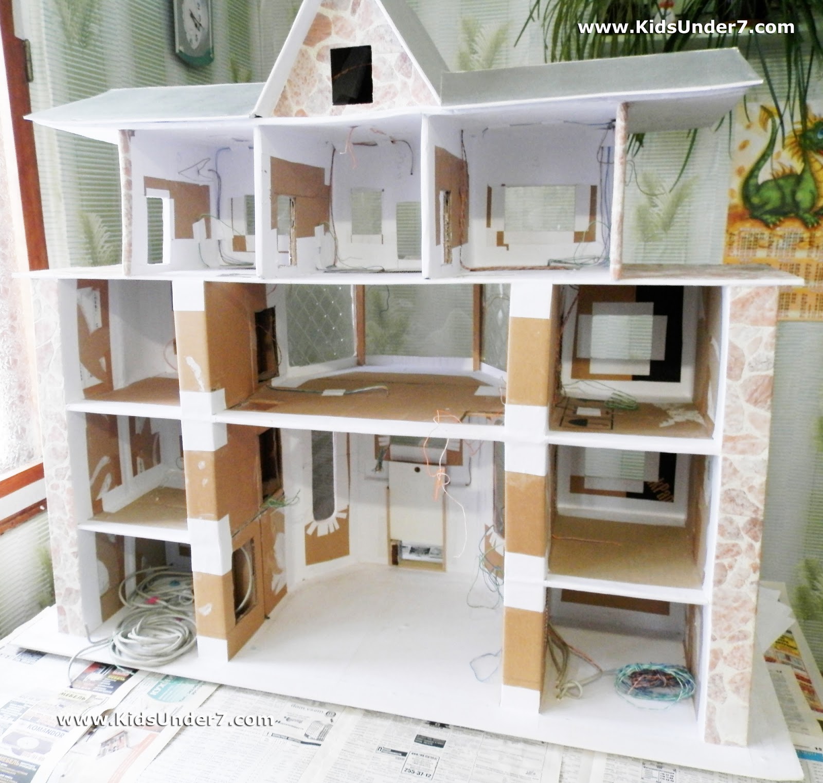 How to Make a Doll House. (Part 2) Craetive Kids Colouring