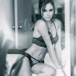 Laura Gutierrez  Foto 7