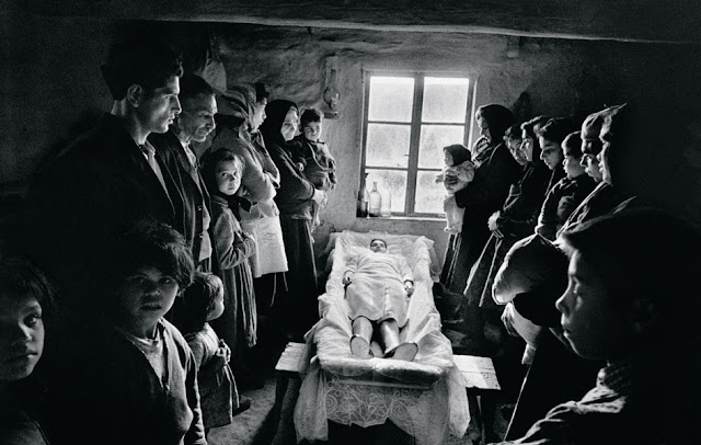 Josef Koudelka. “Funeral wake”, 1963
