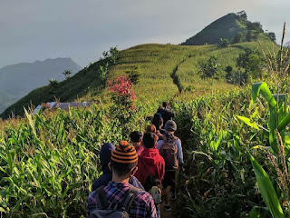 Pemandangan bukit Corong