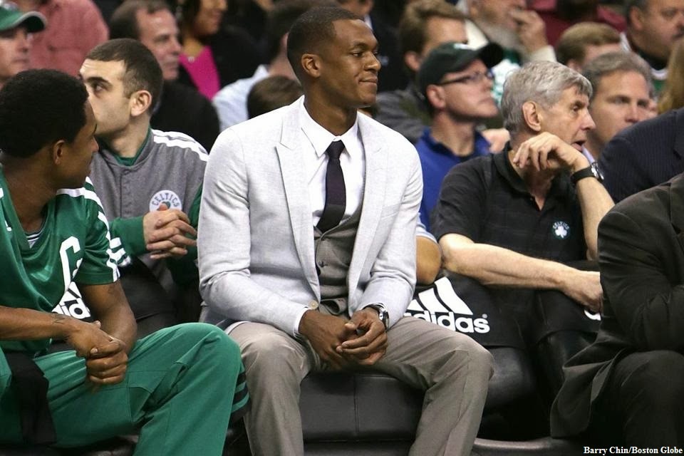 Rajon Rondo works out without a knee brace; still on track for a December return? Maybe January?