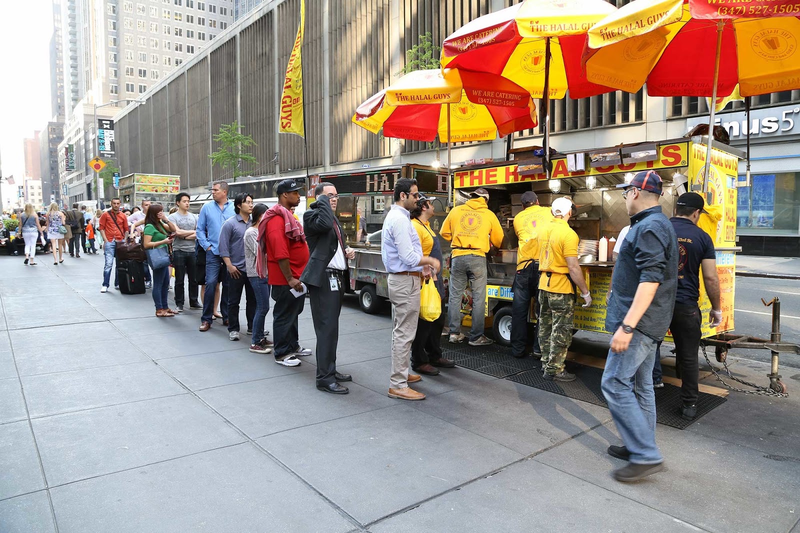 Misbrug løn grave FOOD TRUCK REVIEW: All hail New York's Halal Guys food truck