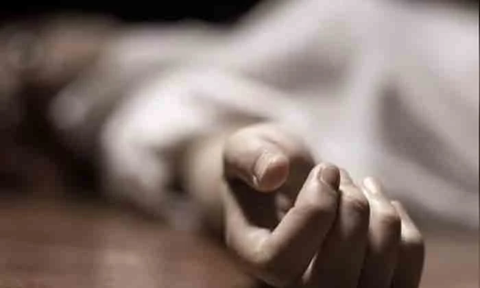 News, Kerala, Police, Case, Found Dead, Hospital, Case, Nurse, 22-yr-old nurse found dead in hospital storeroom