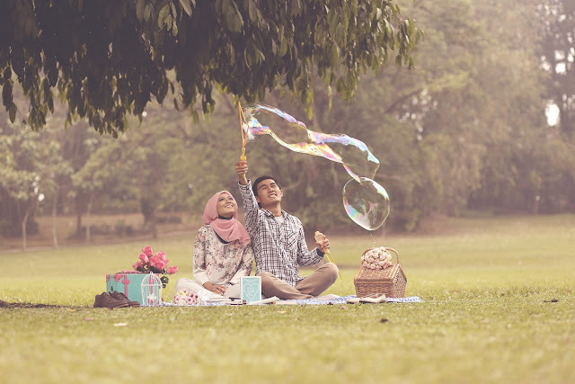 Inilah Hukumnya Membuat Foto Pre-wedding Dalam Pandangan Islam