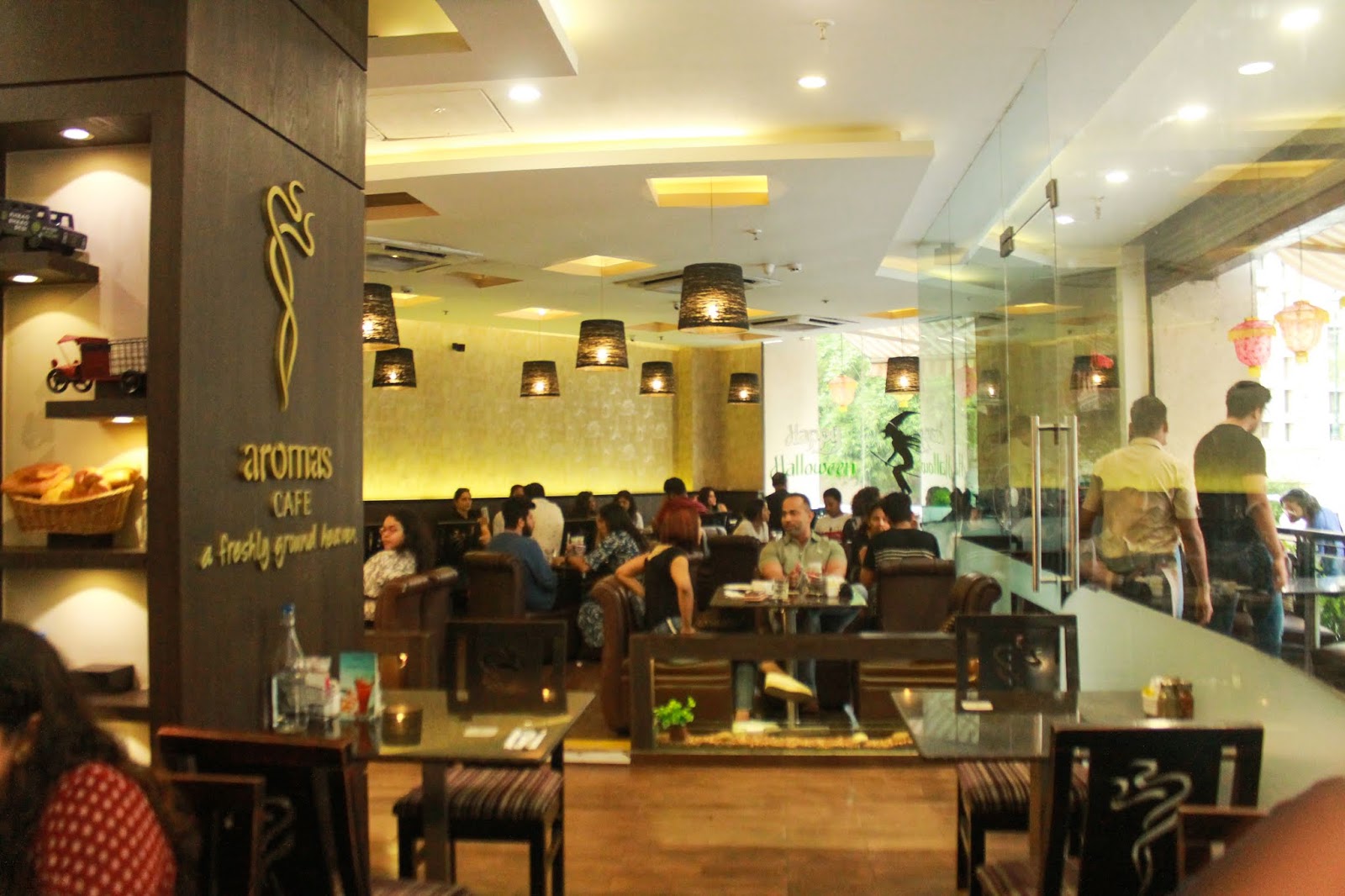 A Beautiful Life Aromas Cafe Powai Mumbai Review Coffee Pizza Pasta