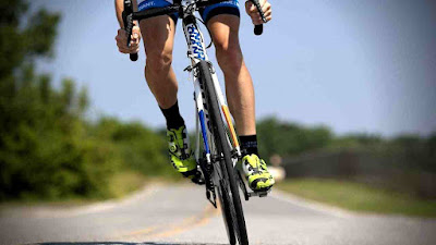 Can You wear Fitbit on your ankle for cycling?