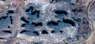 tribute to Chillida,Horizontal sculpture,abstract landscapes of deserts of Africa ,Abstract Naturalism,abstract photography deserts of Africa from the air,abstract surrealism,mirage in Sahara desert, tribute to Chillida,Horizontal sculpture,abstract landscapes of deserts of Africa ,Abstract Naturalism,abstract photography deserts of Africa from the air,abstract surrealism,mirage in Sahara desert,