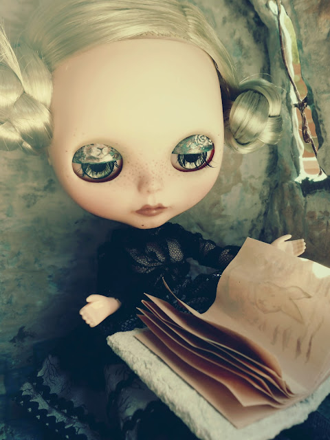 1 6 OOAK Posable Art Doll Custom Blythe Bepa Diorama by Mm