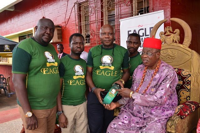 Eagle Schnapps visits Nike kingdom