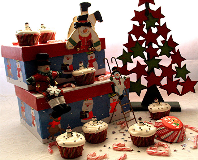  Malted Cupcakes in Christmas 