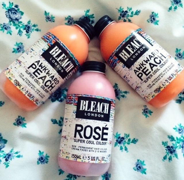 Hobbits & Hairdye Bleach London Hair Review Awkward Peach & Rose.