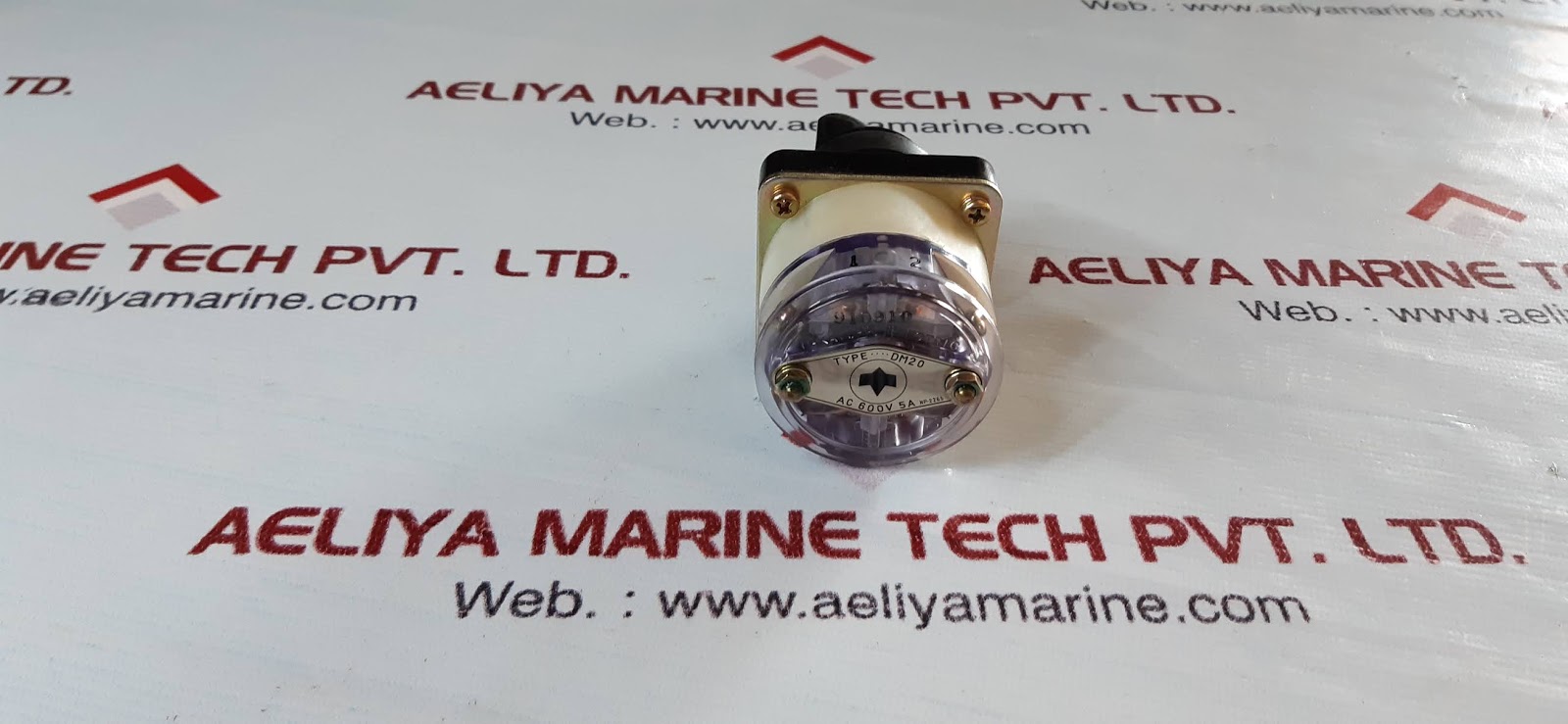NAKAMURA ELECTRIC DM20 SELECTOR SWITCH - Aeliya Marine