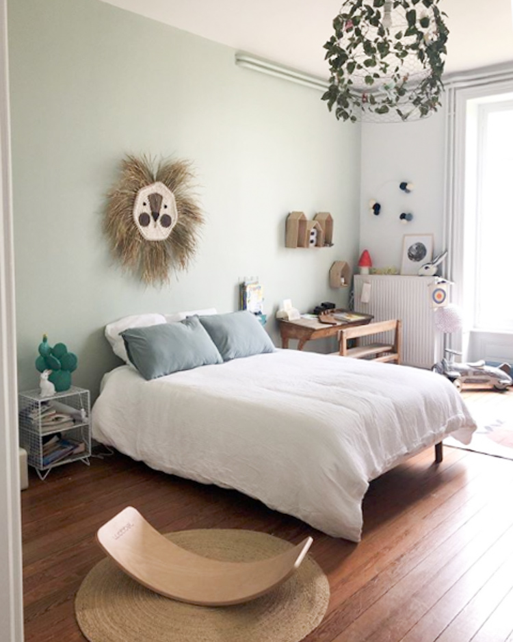 A Wonderful, Relaxed Family Home In the Heart Of the Beaujolais Wine Country