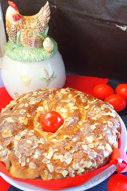 Greek Easter Aromatic Brioche-Tsoureki